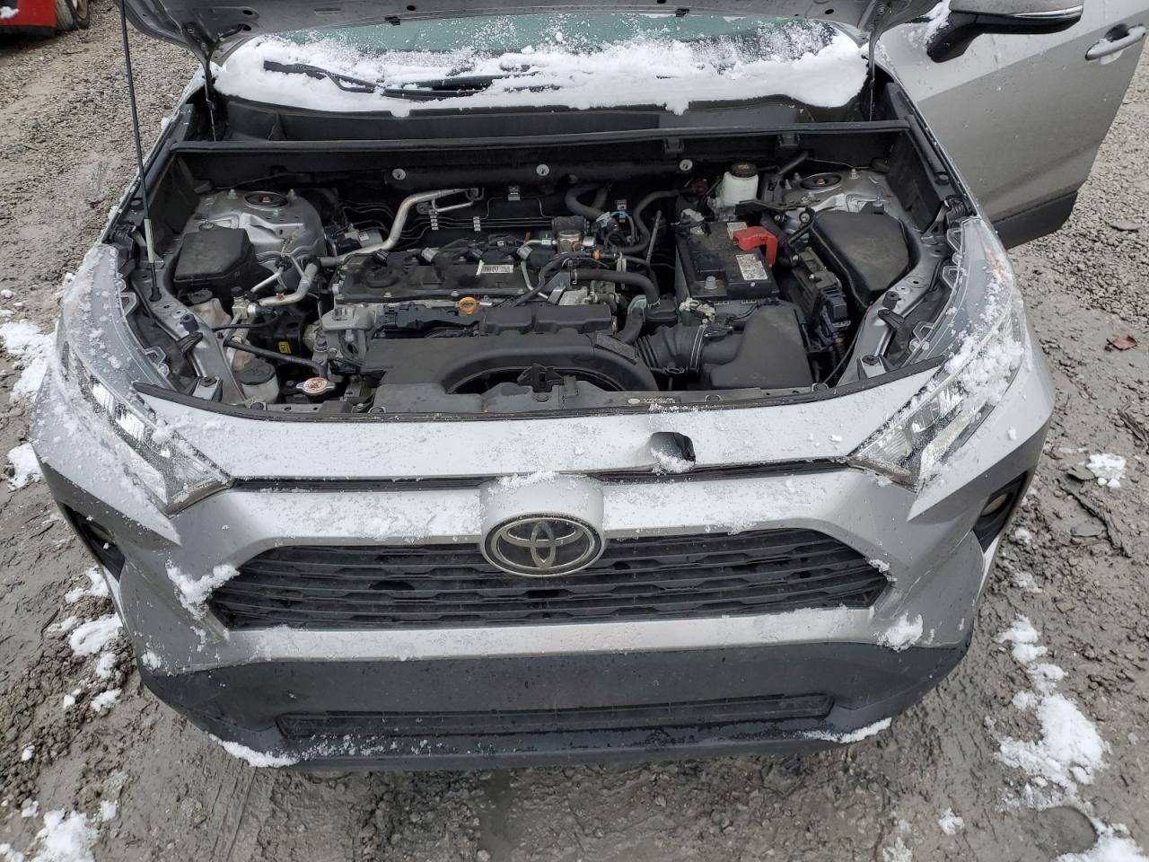 2021 Toyota RAV 4 - Image 12
