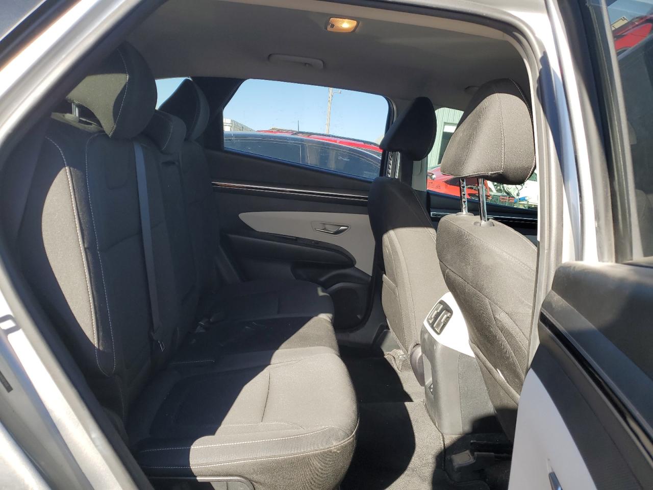 2022 Hyundai Tucson - Image 11