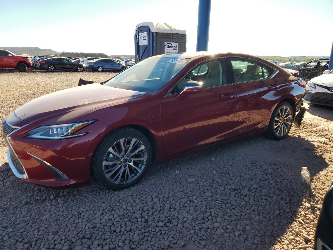 2021 Lexus ES - Image 1