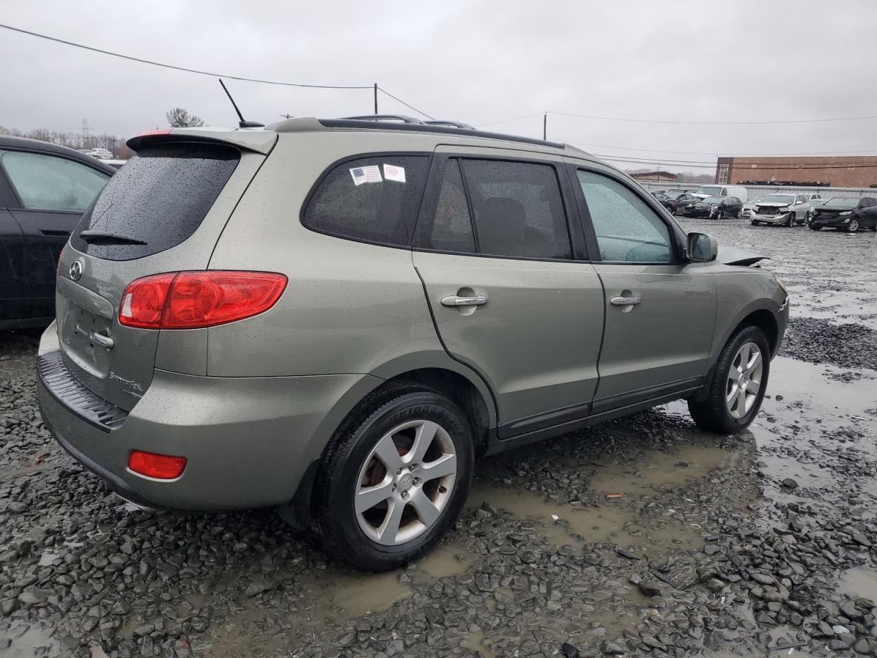 2009 Hyundai Santa Fe - Image 3
