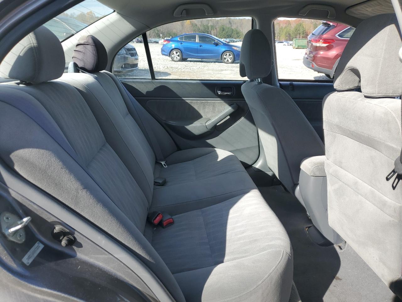 HONDA CIVIC 2005 VIN 2HGES16615H572202 zdjęcie 10