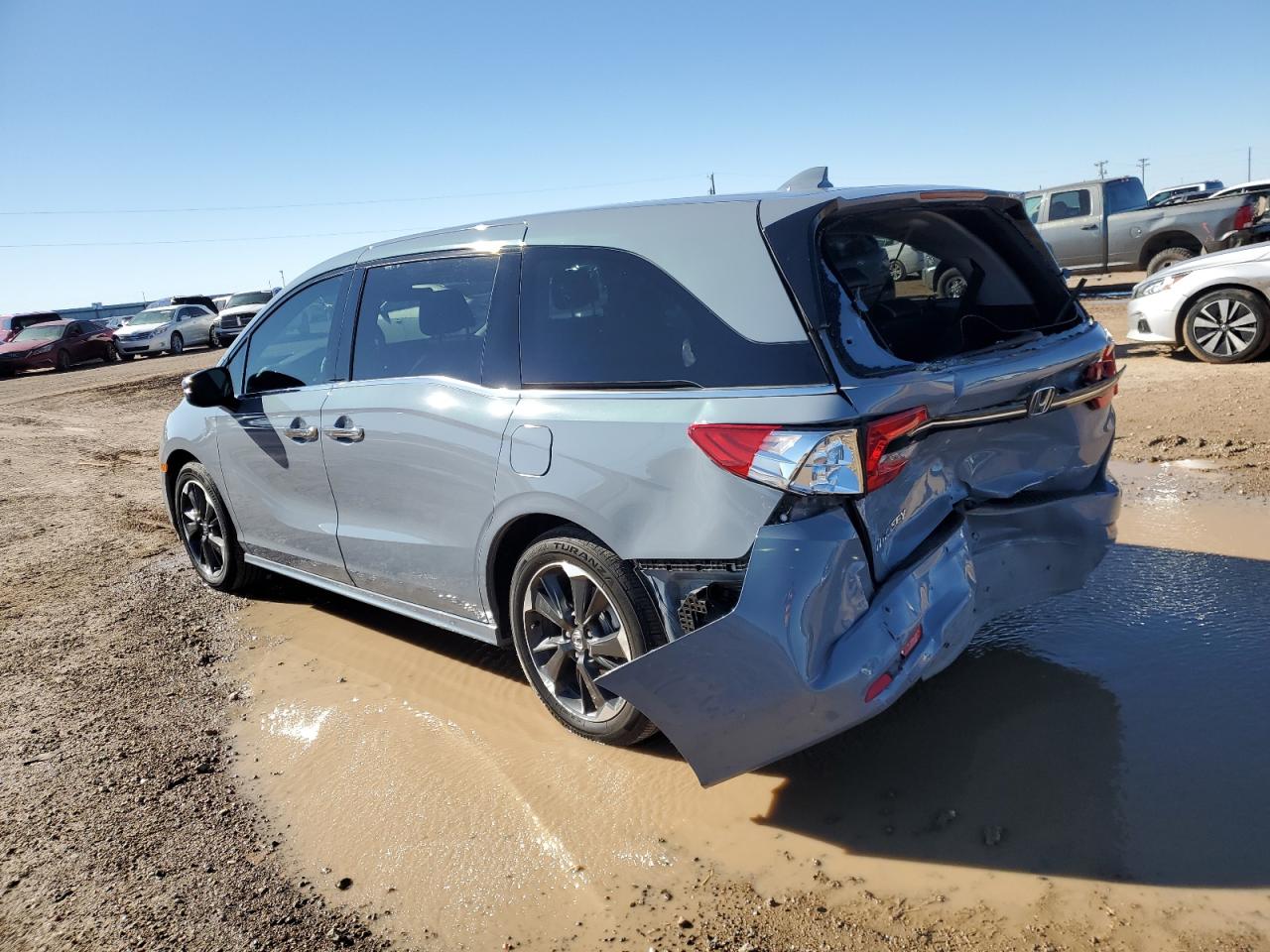 2024 Honda Odyssey - Image 2