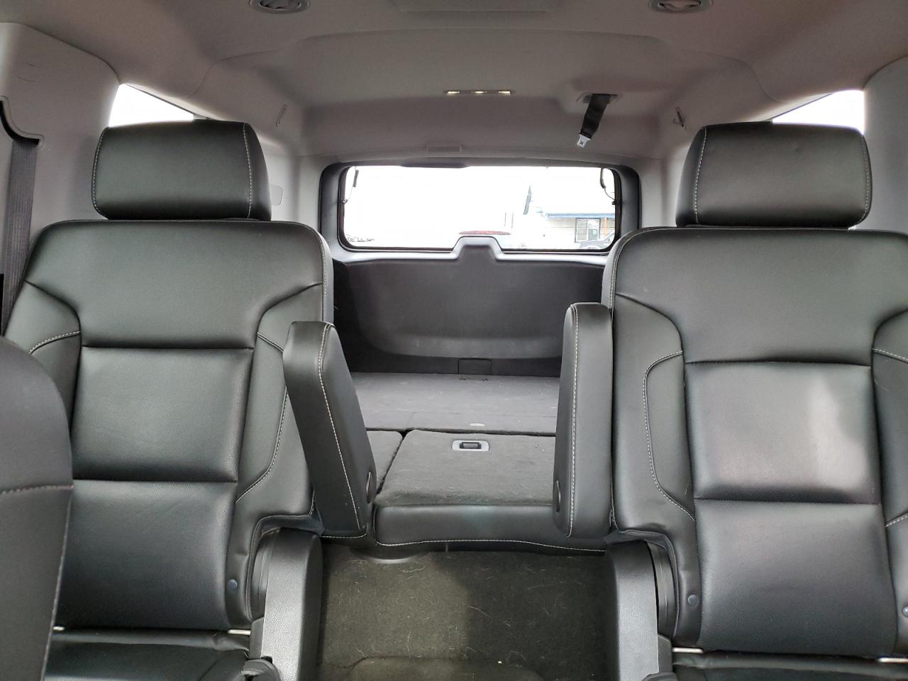 2018 GMC Yukon - Image 10