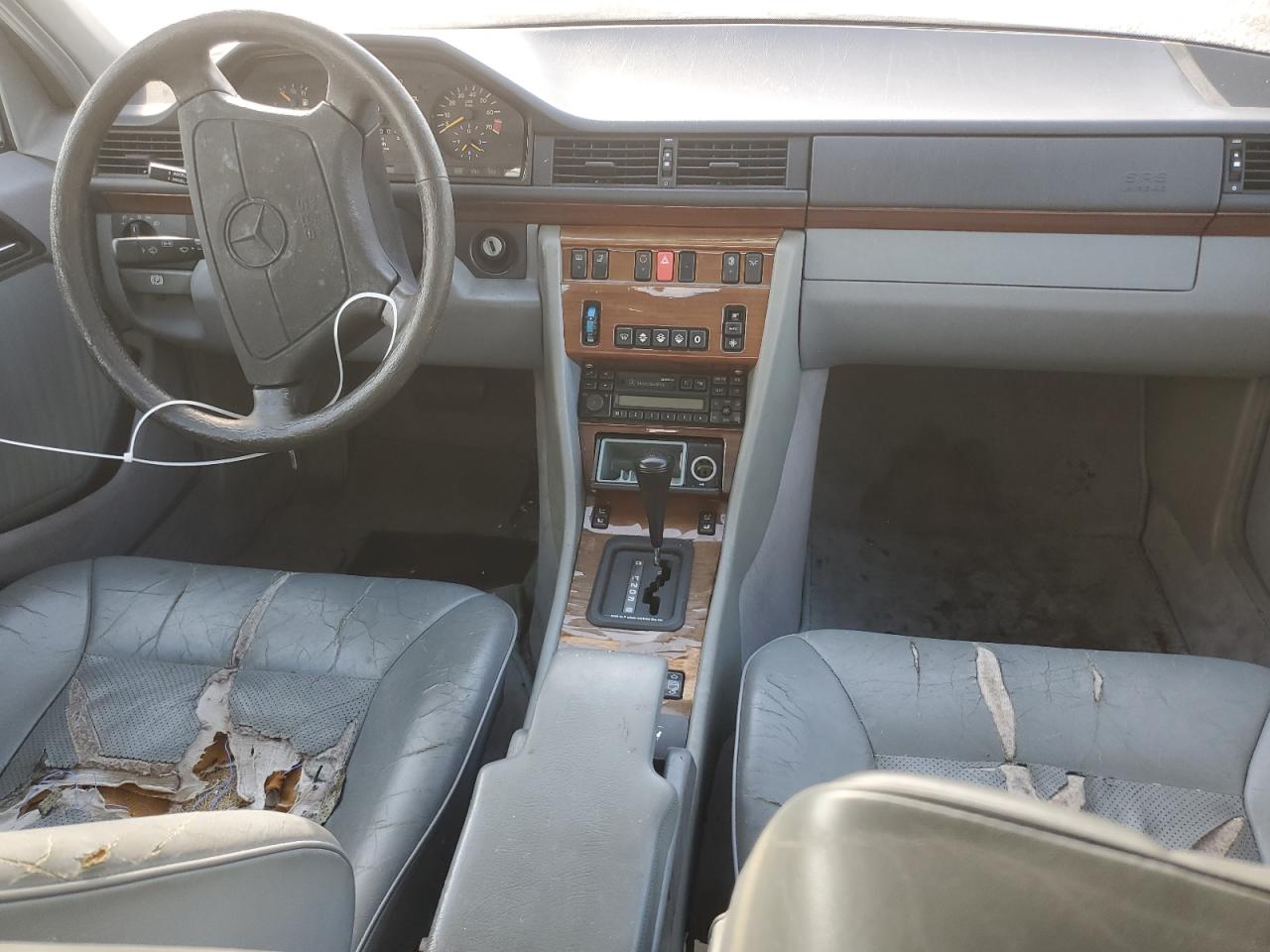 1994 Mercedes-Benz E 320 VIN: WDBEA32EXRC150916 Lot: 81950554