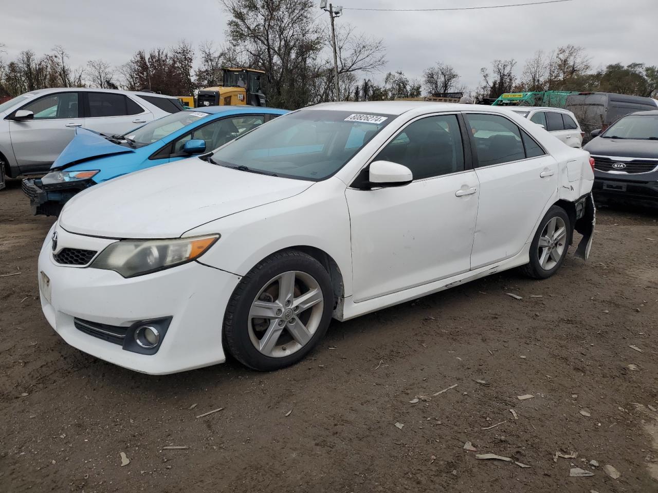 VIN 4T1BF1FKXEU306348 2014 TOYOTA CAMRY no.1