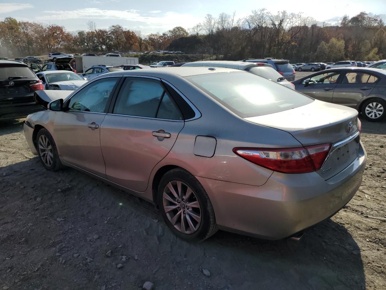 VIN 4T1BK1FK1GU575000 2016 TOYOTA CAMRY no.2