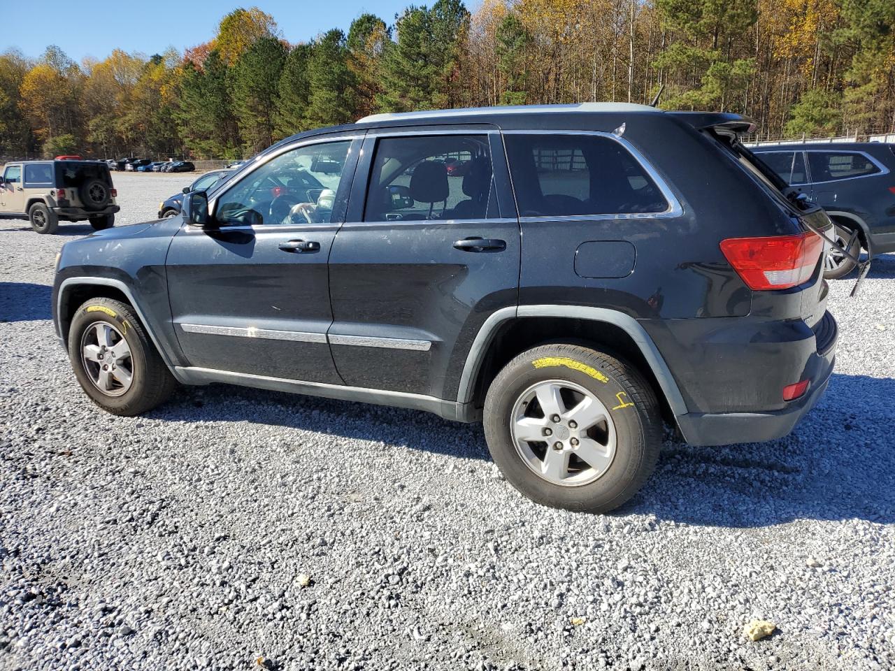 2011 Jeep Grand Cherokee - Image 2