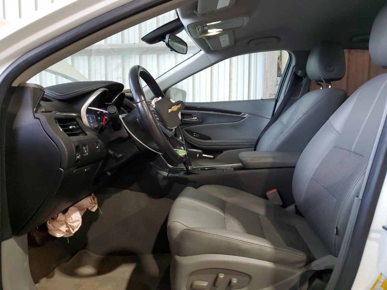 2019 Chevrolet Impala - Image 7