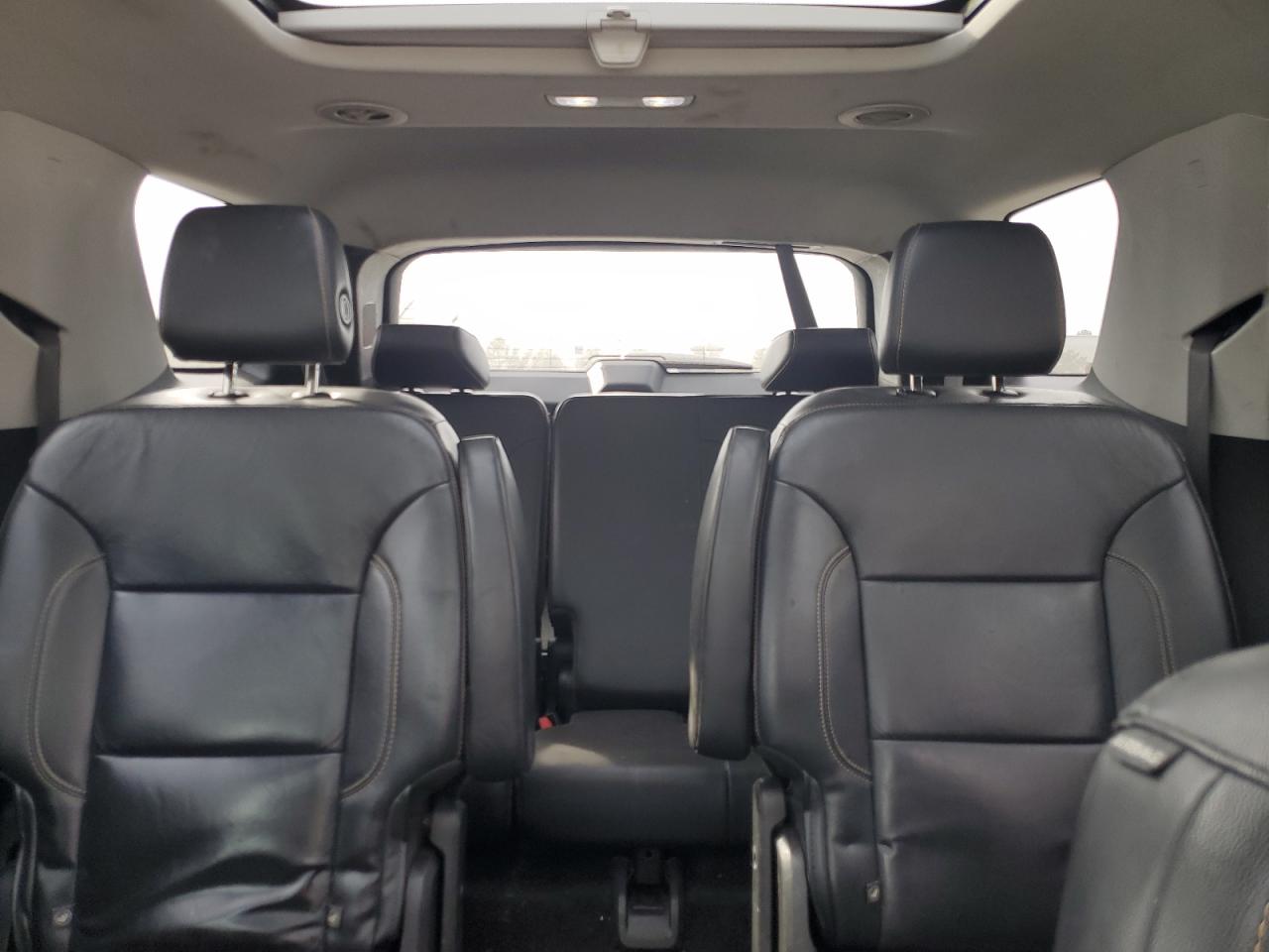 2018 Chevrolet Traverse - Image 10