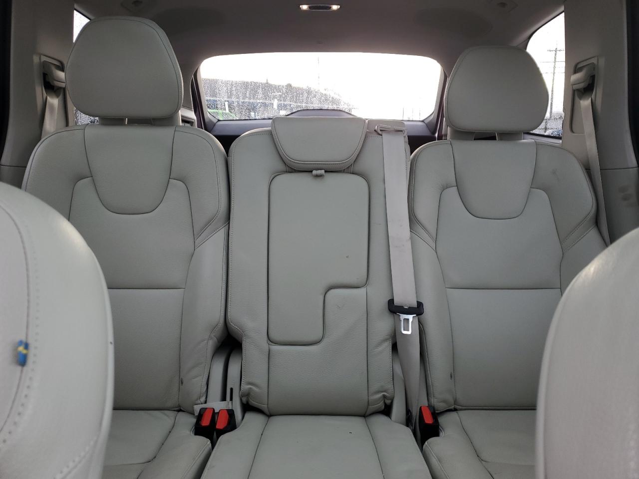 2017 Volvo XC90 - Image 10