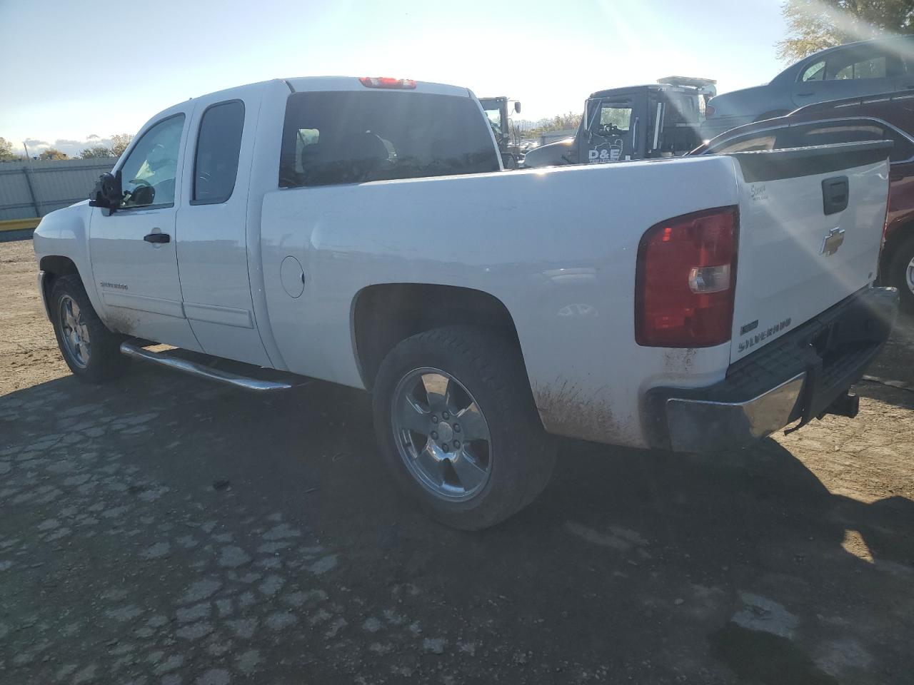 2011 Chevrolet Silverado - Image 2