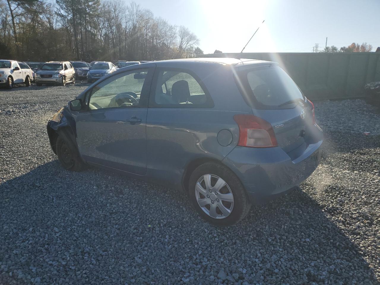 2008 Toyota Yaris - Image 2