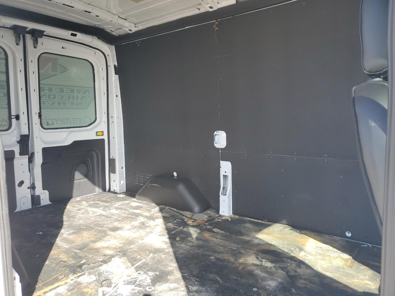 2023 Ford Transit - Image 11