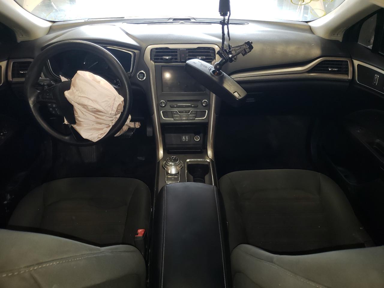 2019 Ford Fusion - Image 8