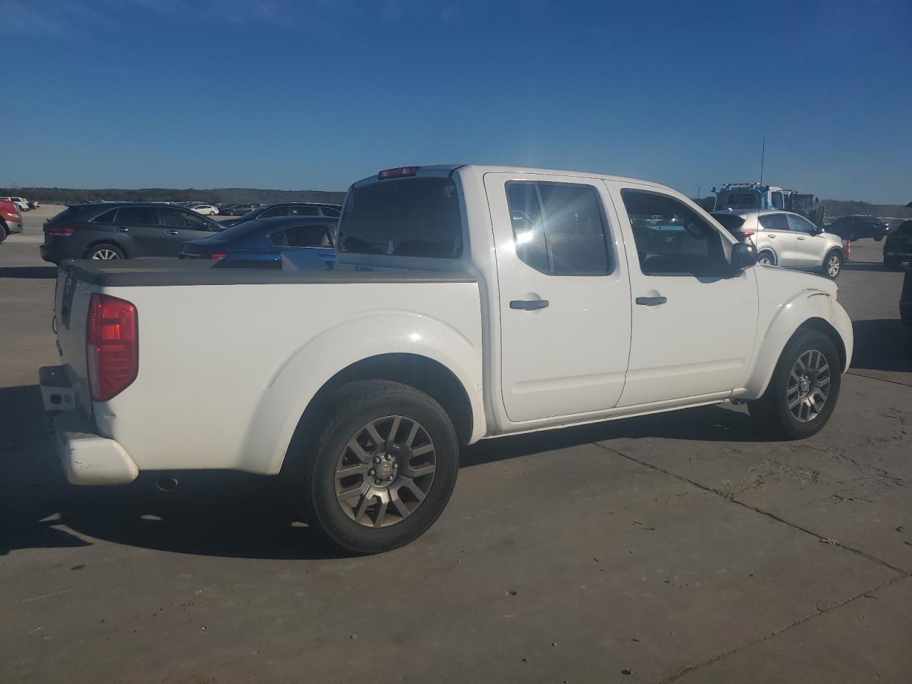 2012 Nissan Navara (Frontier) - Image 3