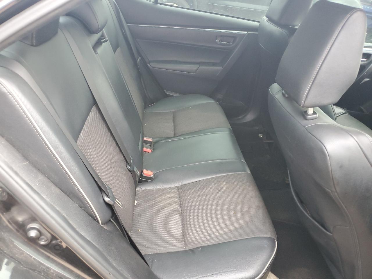 2015 Toyota Corolla - Image 10