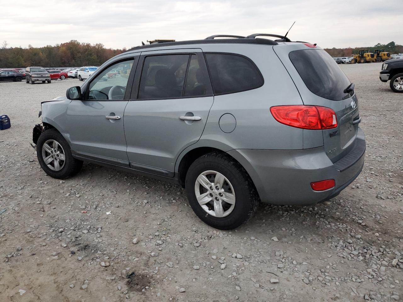 2009 Hyundai Santa Fe - Image 2