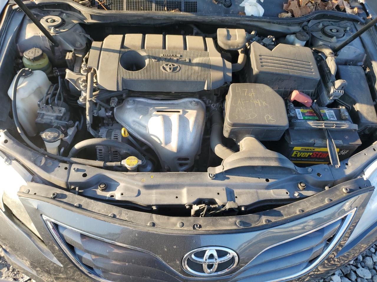 2011 Toyota Camry - Image 12