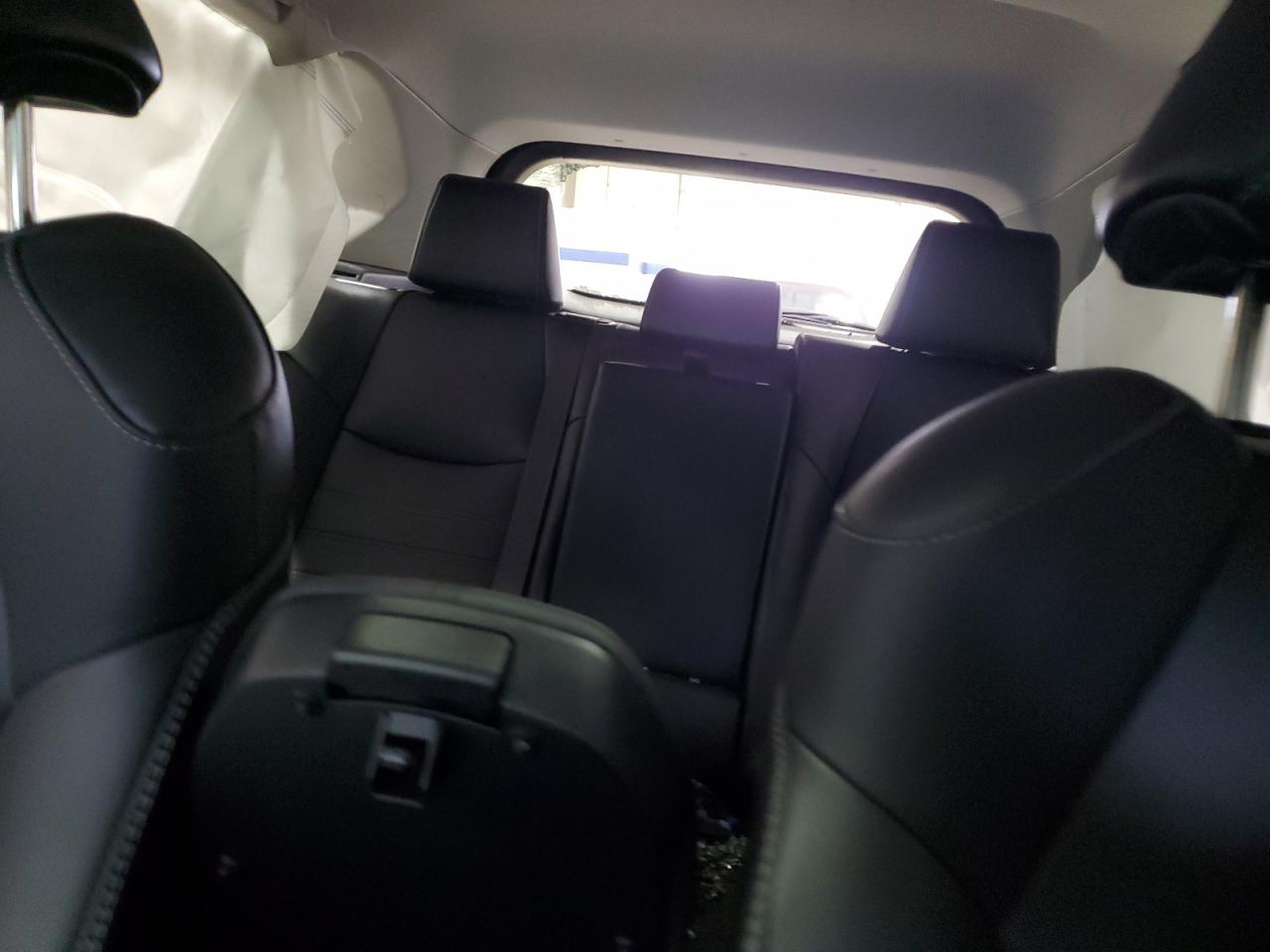 2023 Toyota RAV 4 - Image 10