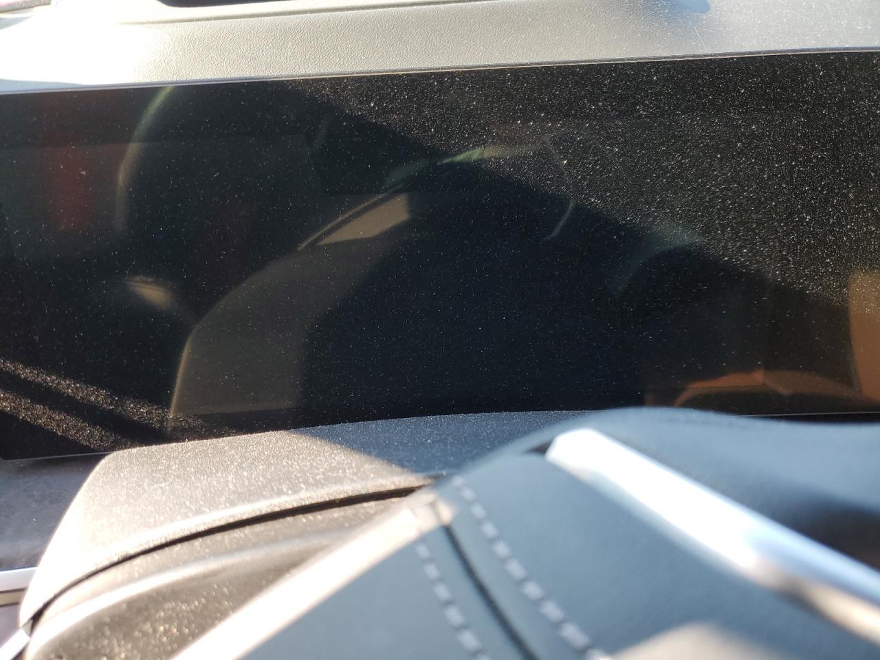 2023 BMW X7 - Image 9