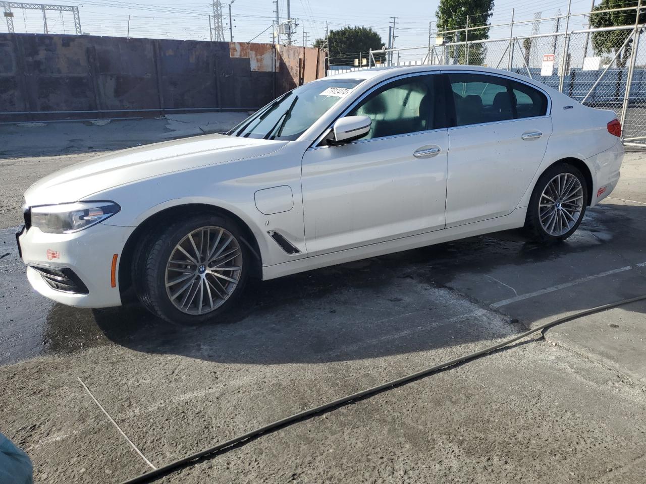 VIN WBAJA9C50JB033077 2018 BMW 5 SERIES no.1