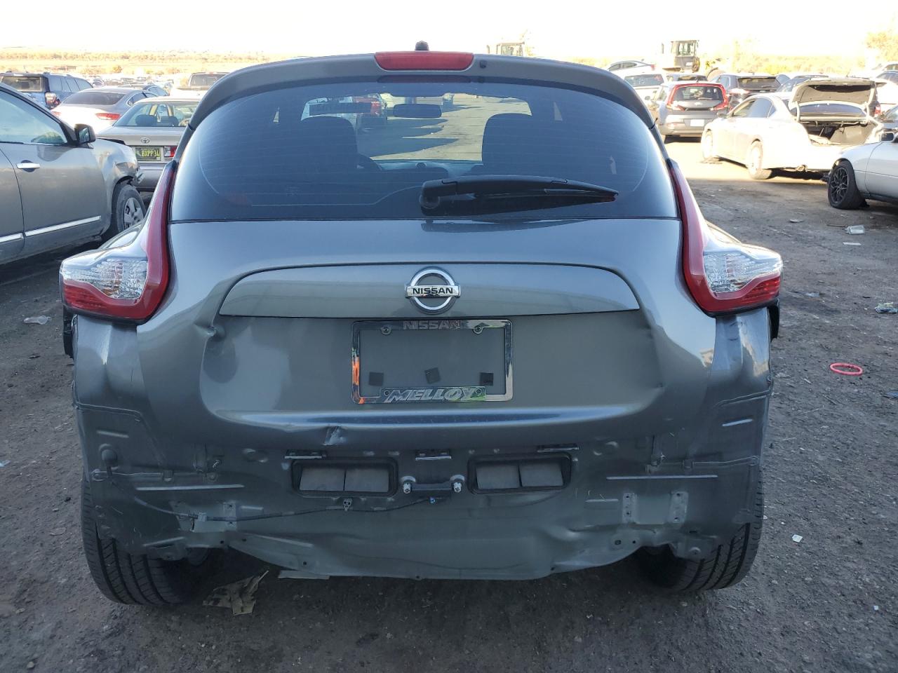 2015 Nissan Juke S VIN: JN8AF5MV9FT565932 Lot: 80984704