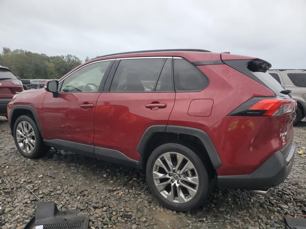 2020 Toyota RAV 4 - Image 2