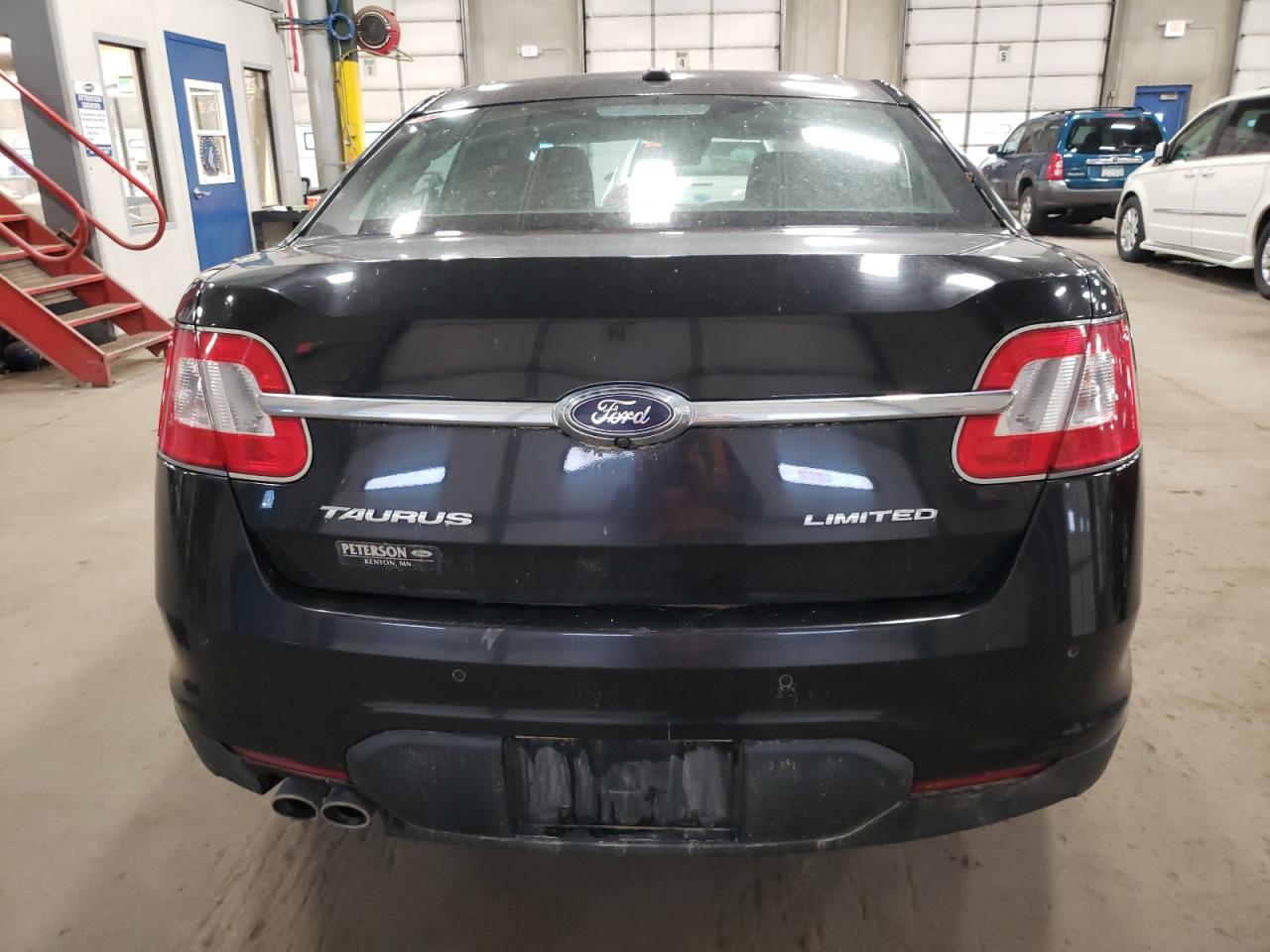 2011 Ford Taurus Limited VIN: 1FAHP2FW3BG110899 Lot: 80288234