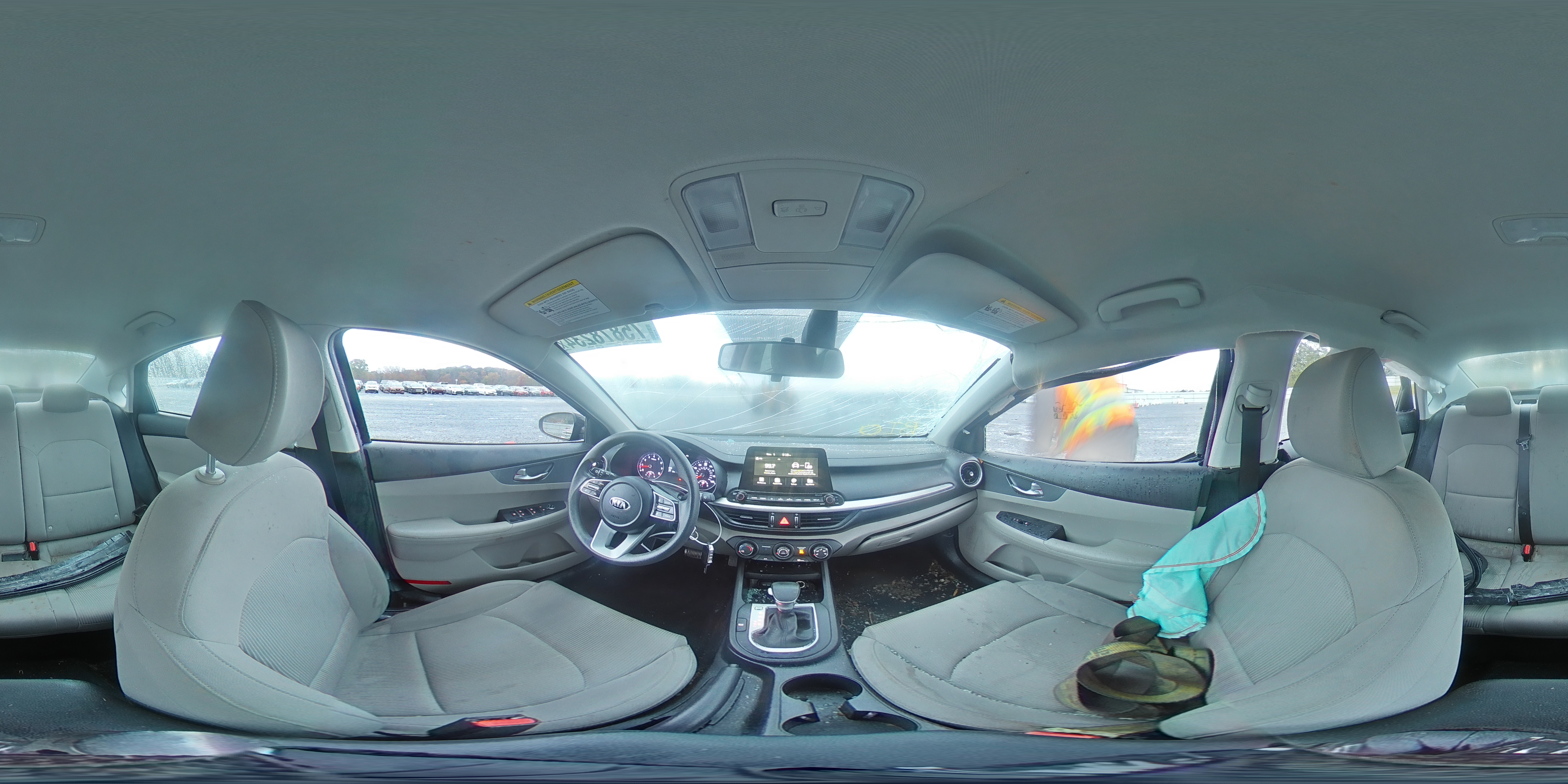 2021 Kia Forte - Image 12