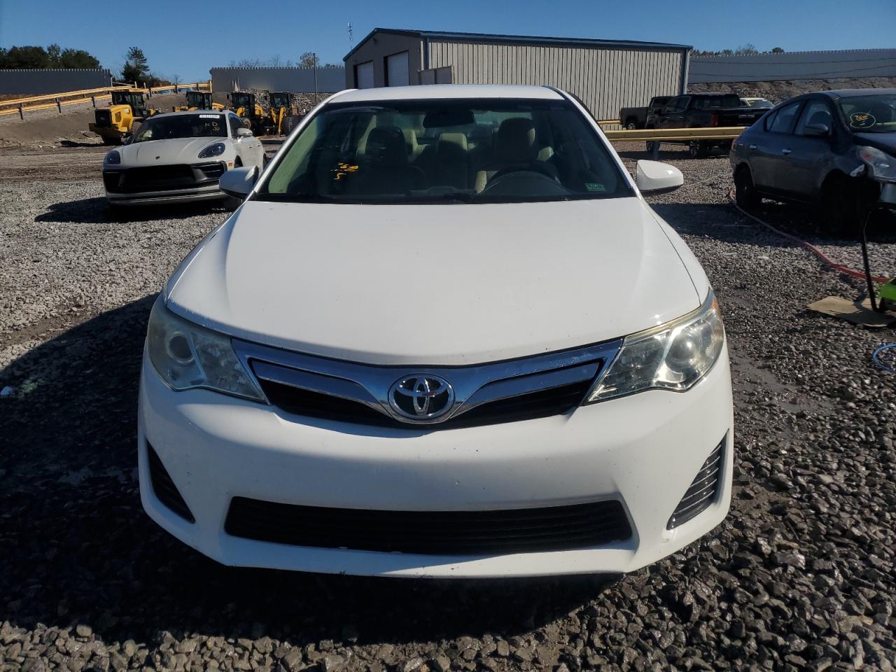 2012 Toyota Camry - Image 5