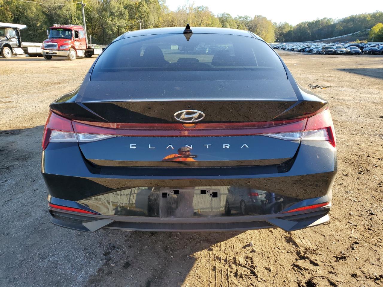 2023 Hyundai Elantra Se VIN: KMHLL4AG6PU542046 Lot: 80249634