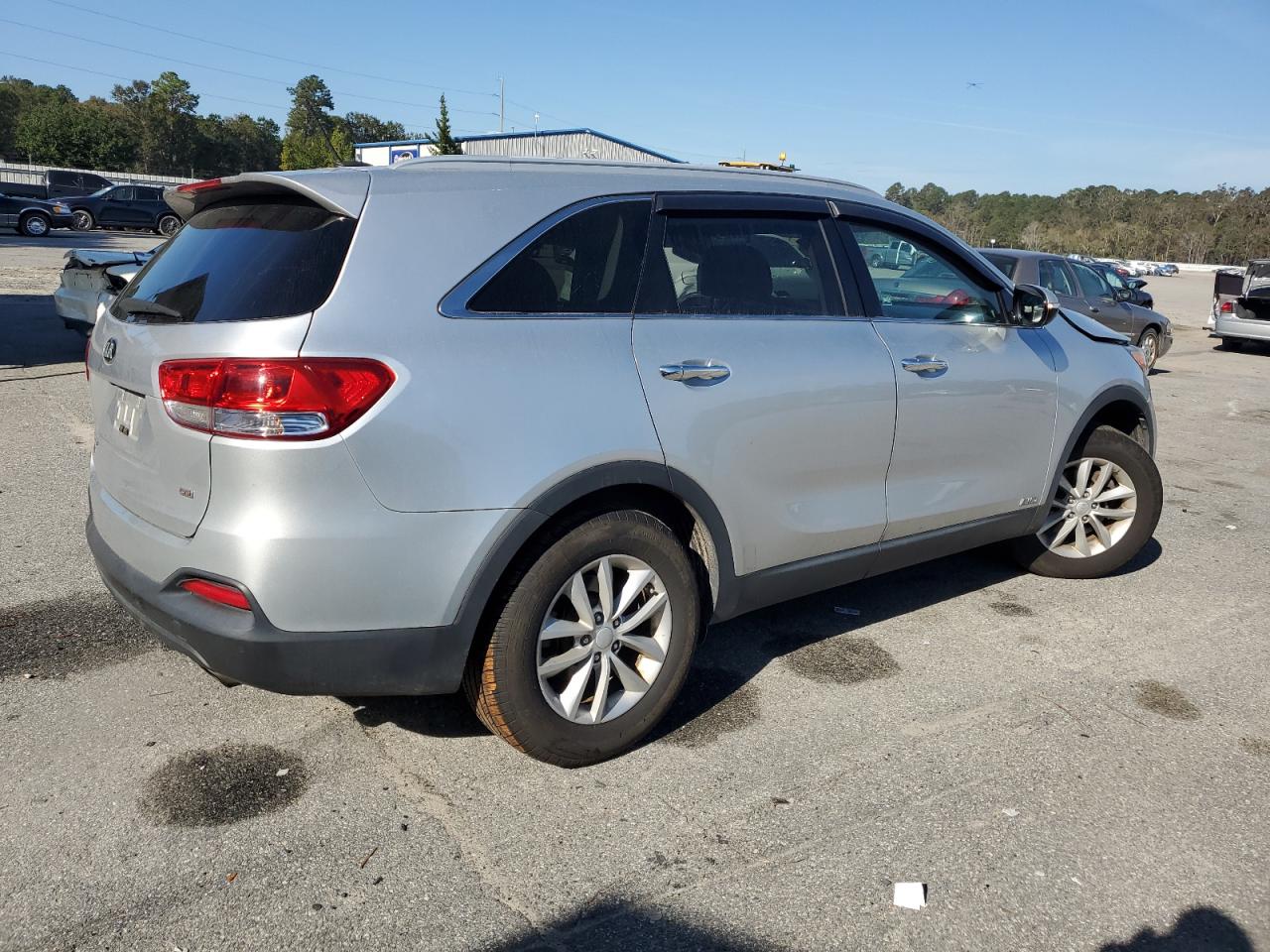 2017 Kia Sorento - Image 3