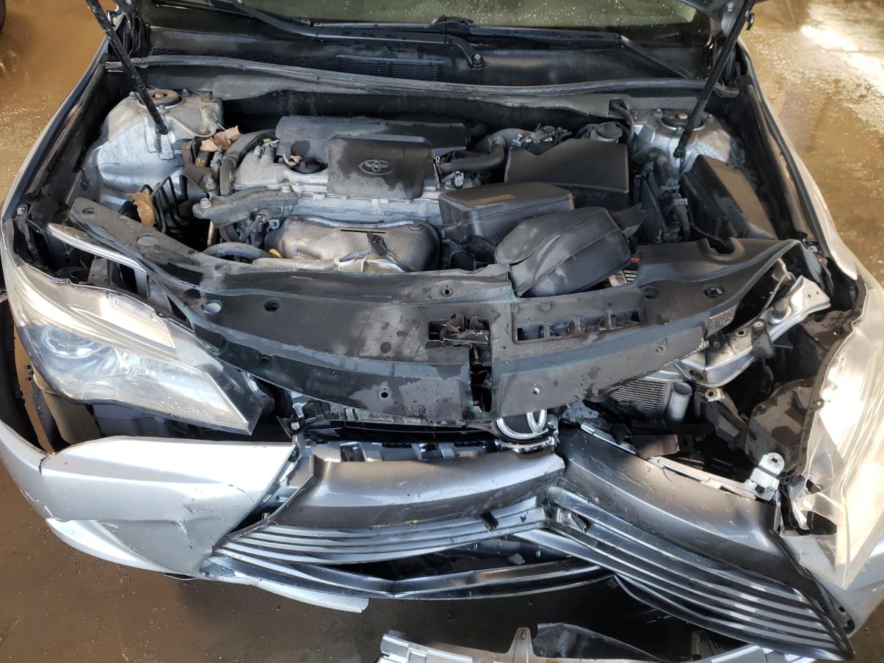 2015 Toyota Camry - Image 11