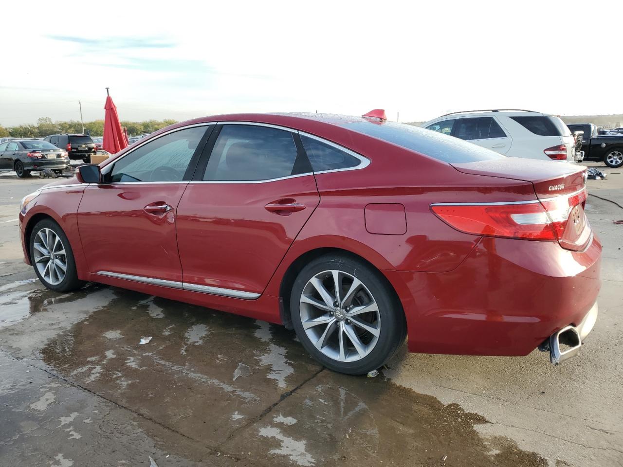2016 Hyundai Azera - Image 2