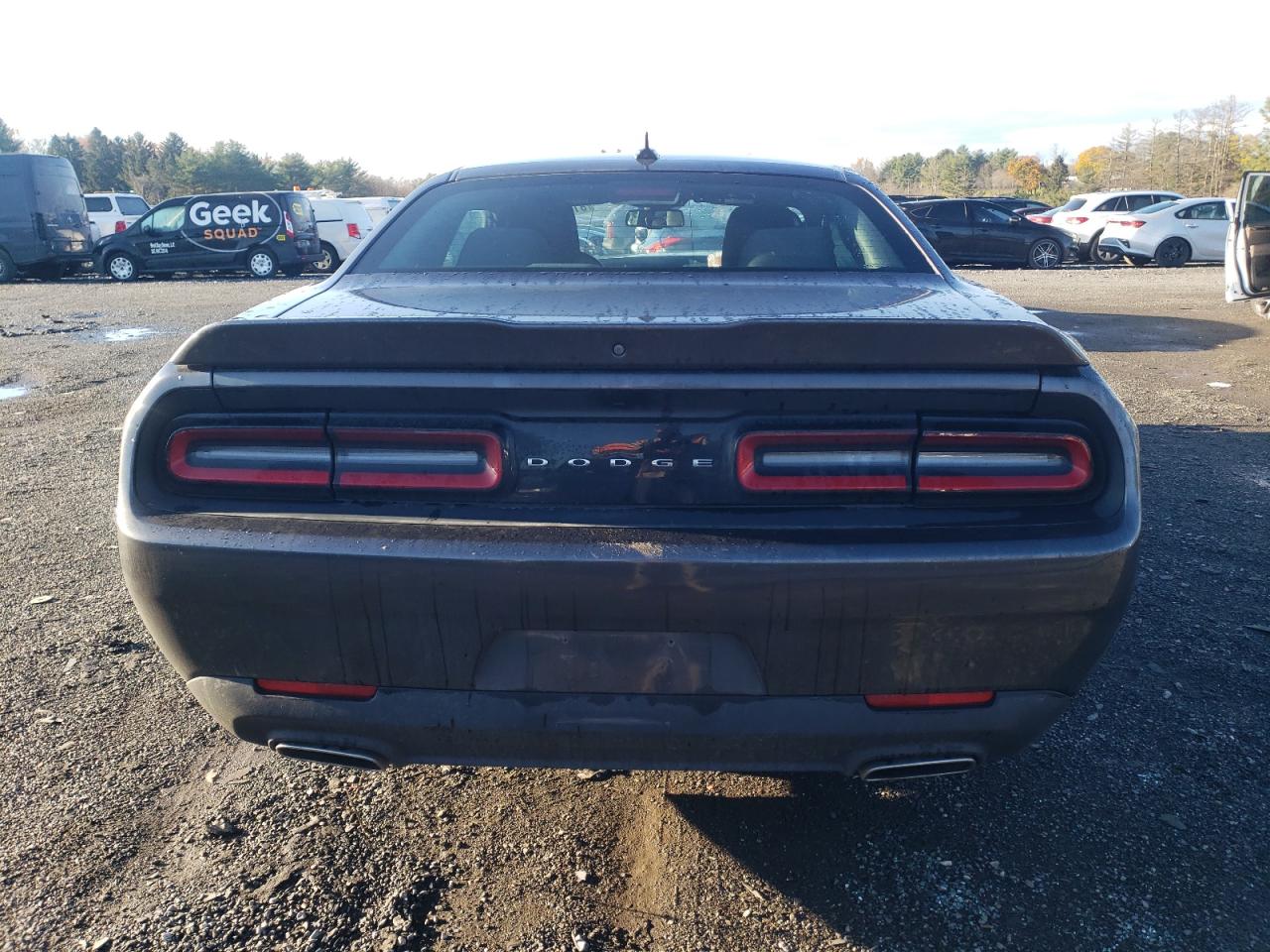 2019 Dodge Challenger Sxt VIN: 2C3CDZAG1KH752052 Lot: 81425434