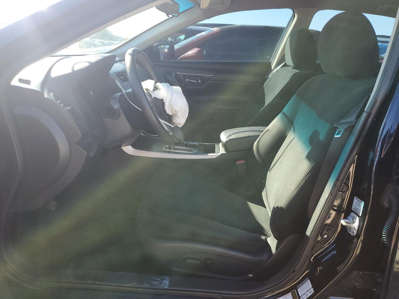 2015 Nissan Altima - Image 7