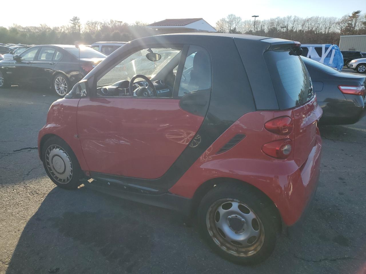 VIN WMEEJ3BA7DK644410 2013 SMART FORTWO no.2