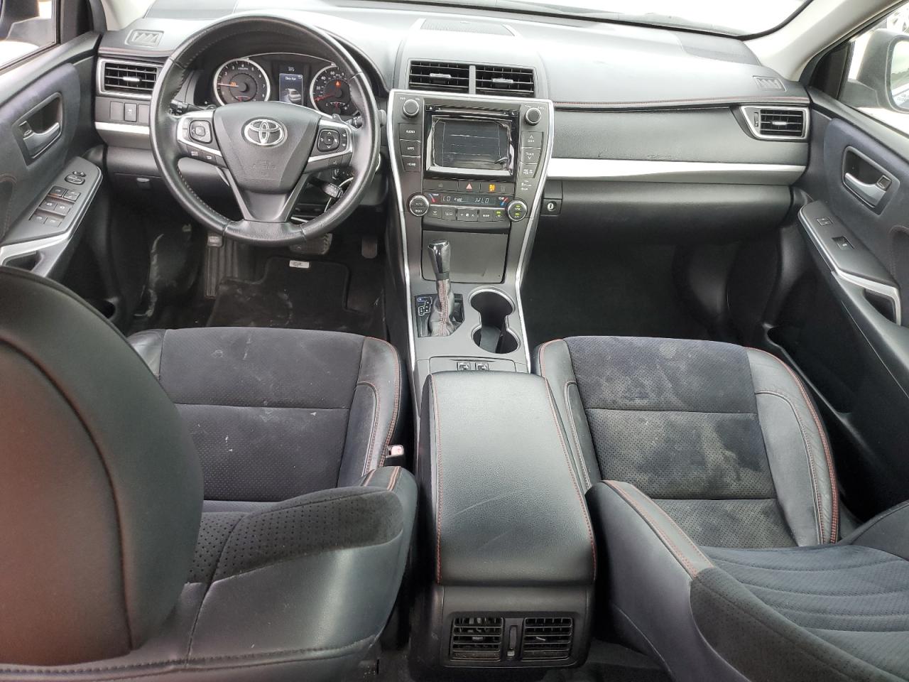2015 Toyota Camry - Image 8