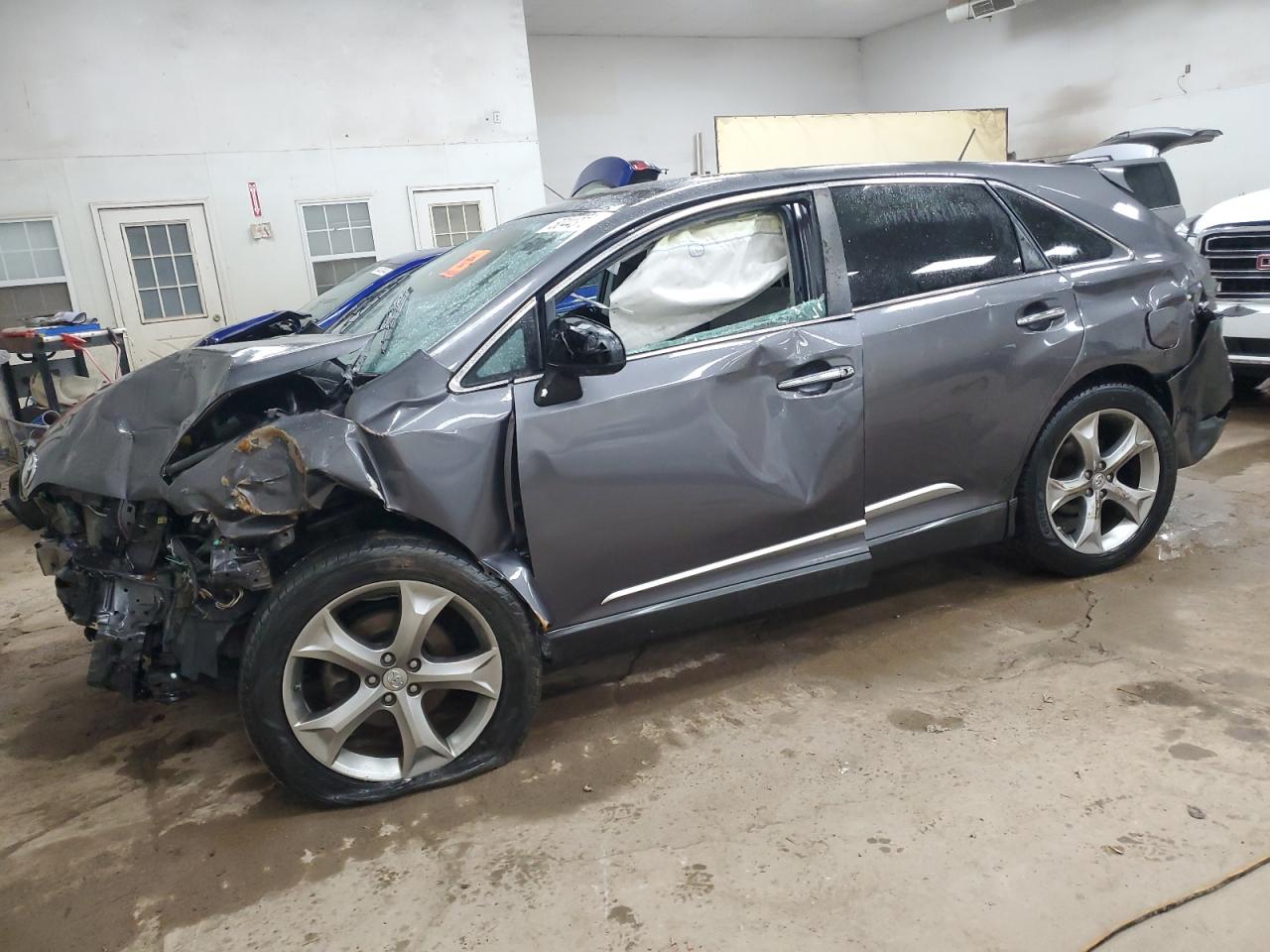2013 Toyota Venza - Image 1