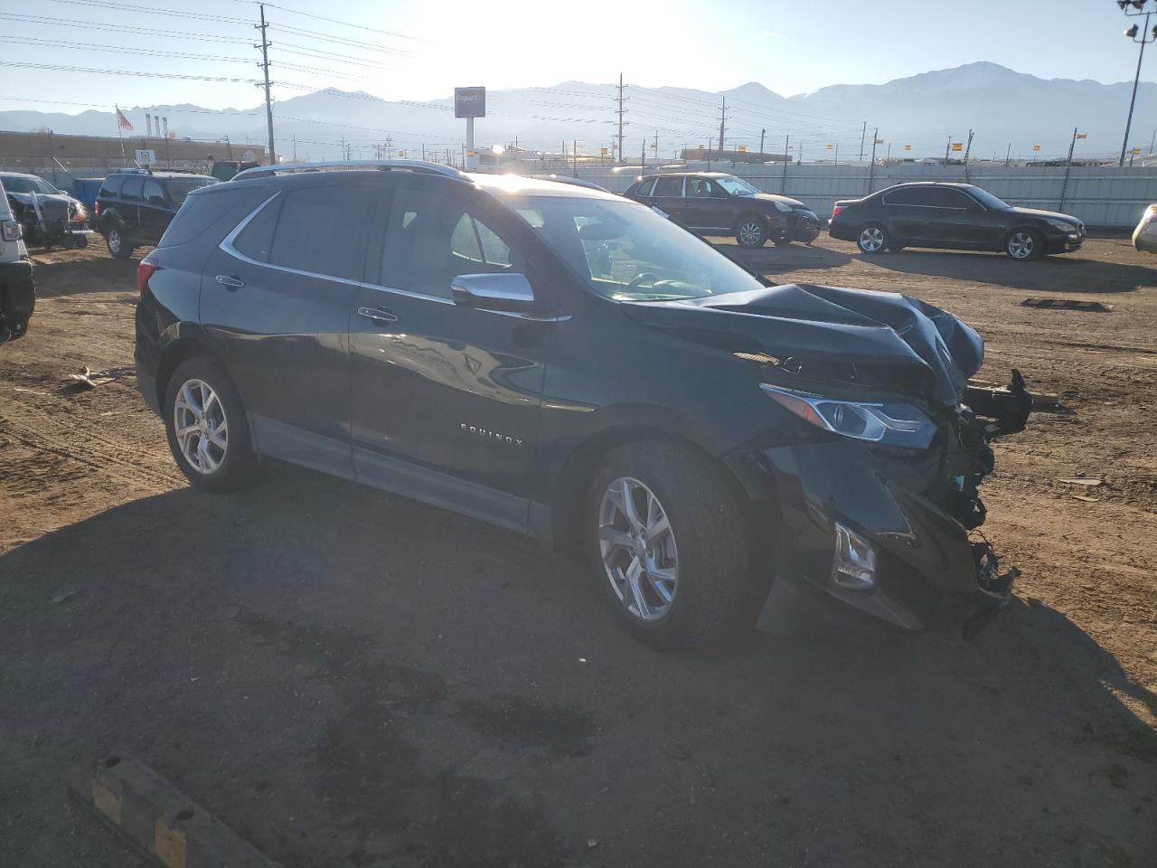 VIN 2GNAXXEV5K6193597 2019 CHEVROLET EQUINOX no.4