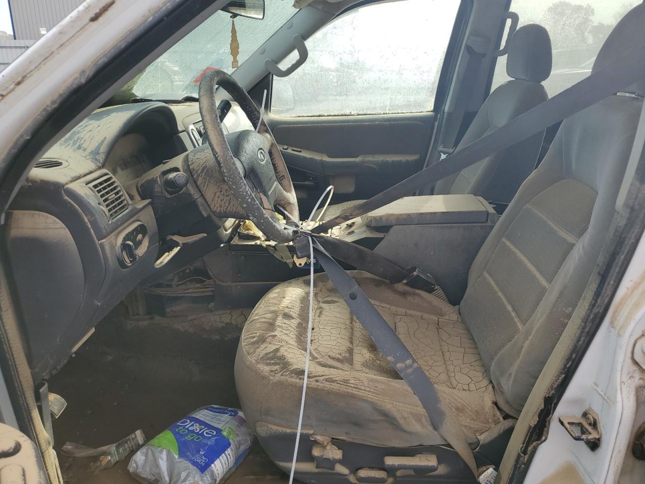 2005 Ford Explorer - Image 7