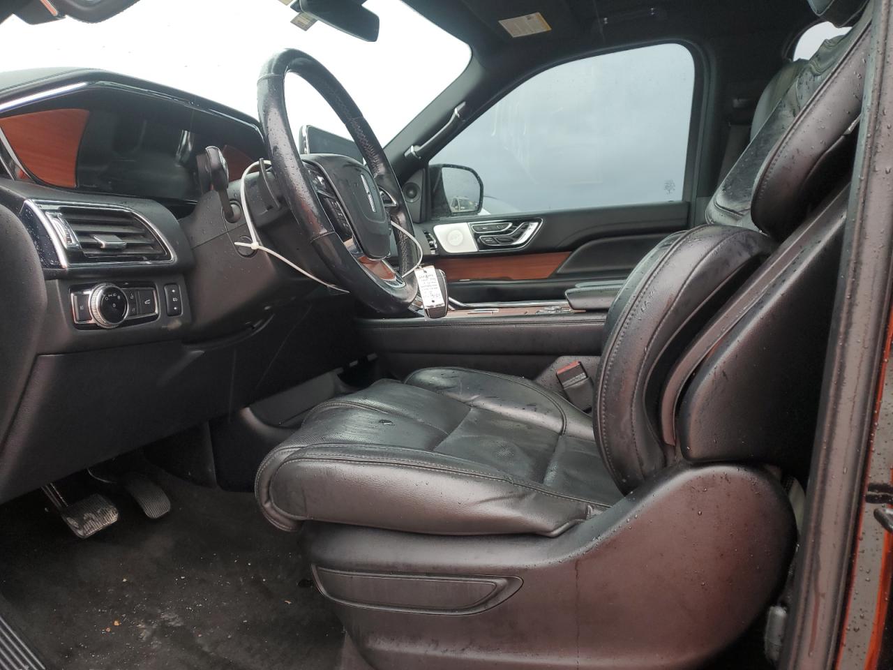 2018 Lincoln Navigator - Image 7