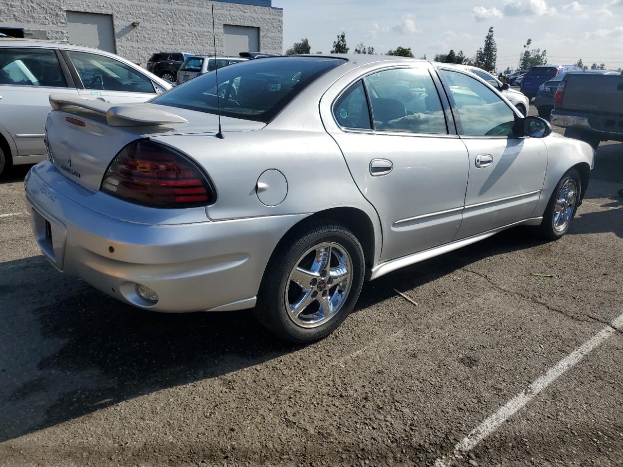 2003 Pontiac Grand AM - Image 3