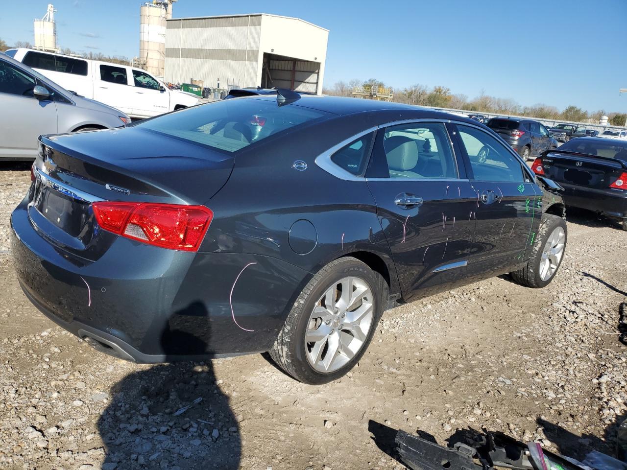 2018 Chevrolet Impala - Image 3