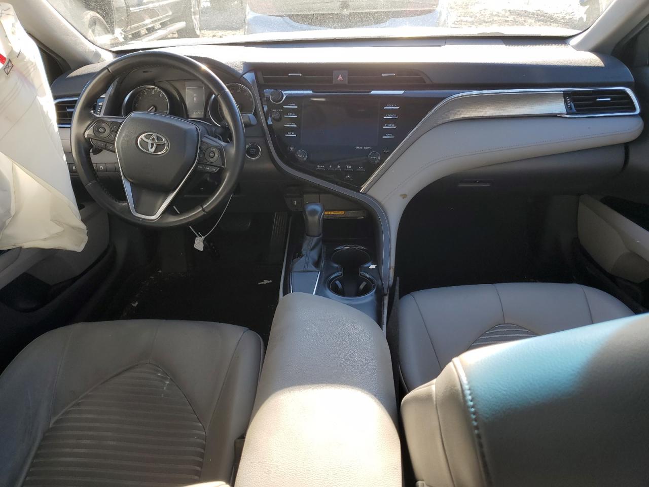 2018 Toyota Camry - Image 8