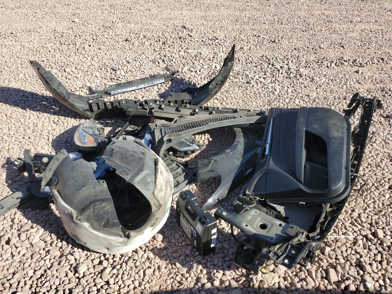 2019 Ford Fusion - Image 12