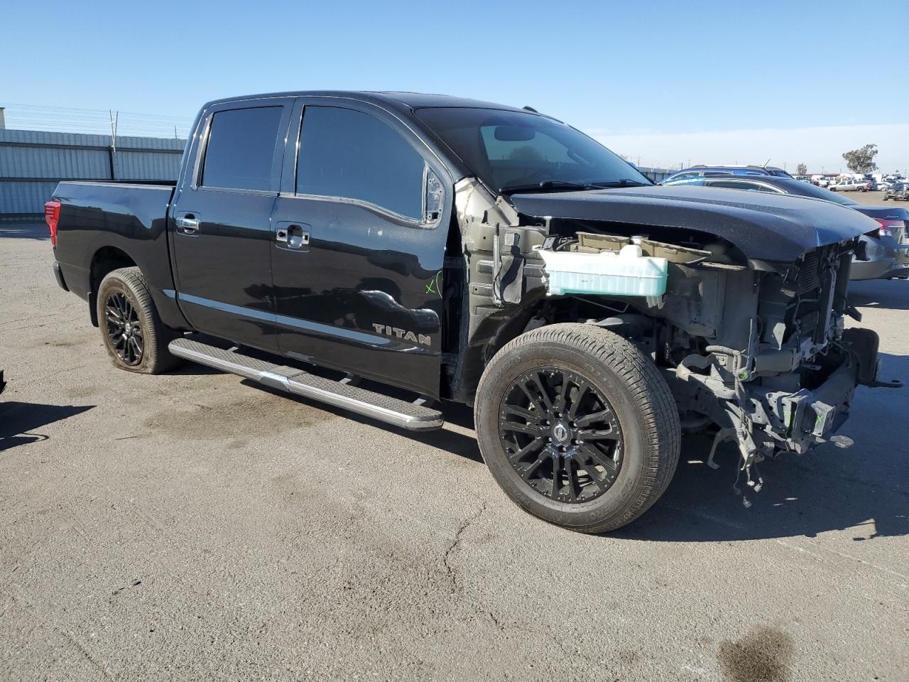 2017 Nissan Titan - Image 4