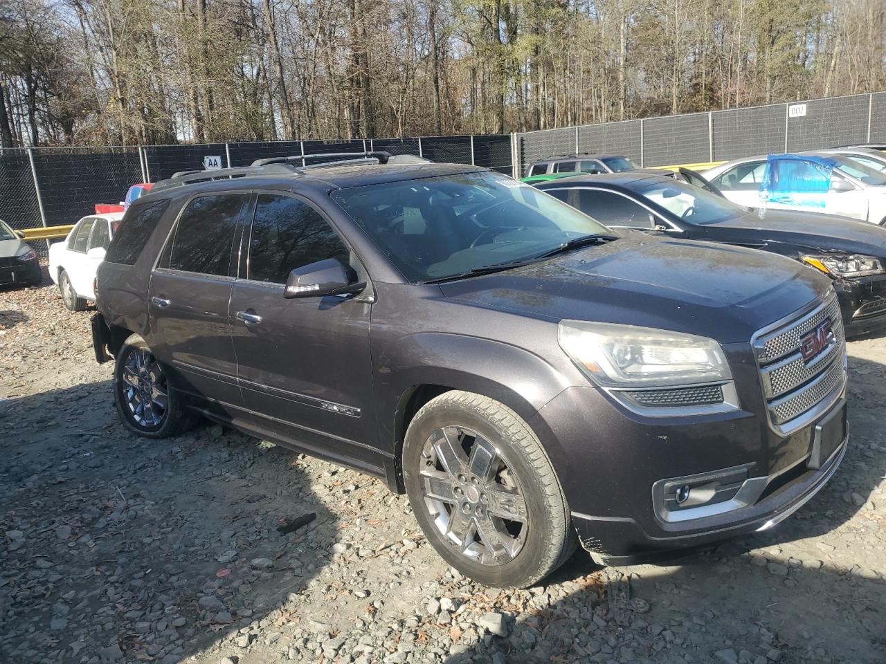 2015 GMC Acadia - Image 4