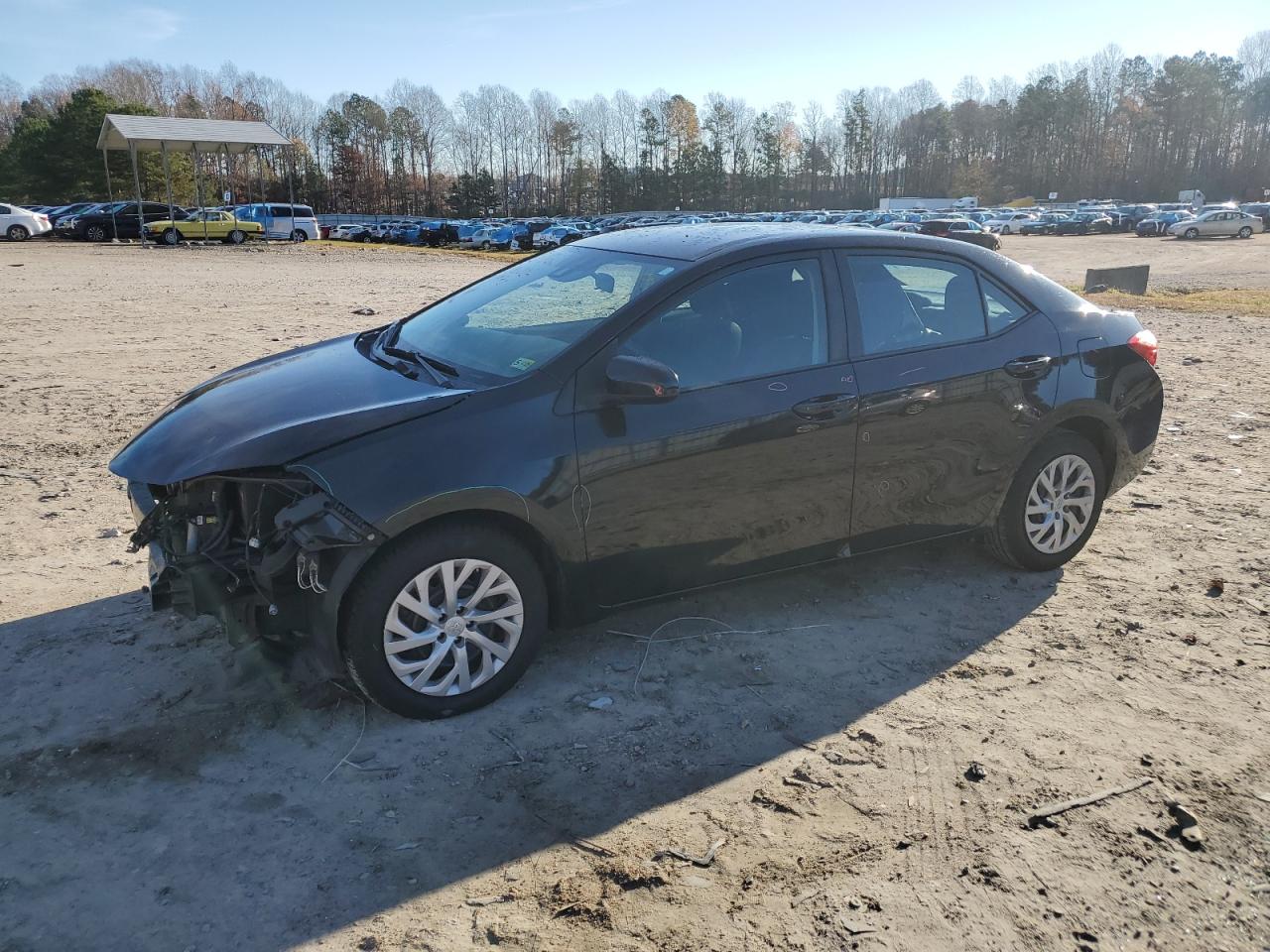 VIN 2T1BURHEXJC055029 2018 TOYOTA COROLLA no.1