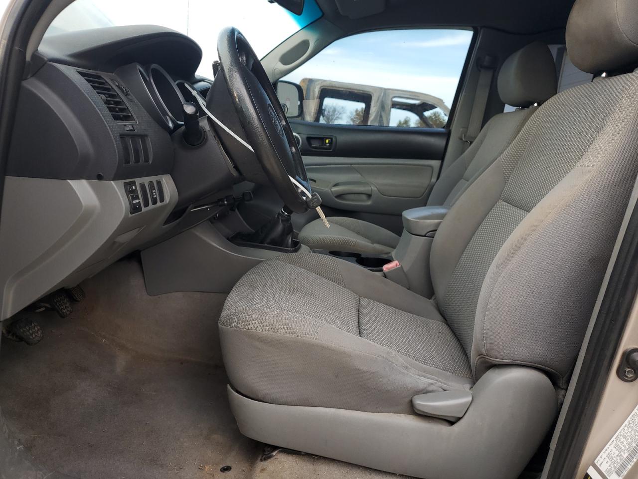 2007 Toyota Tacoma - Image 7